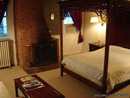 Maplehurst Inn Peterborough Δωμάτιο φωτογραφία